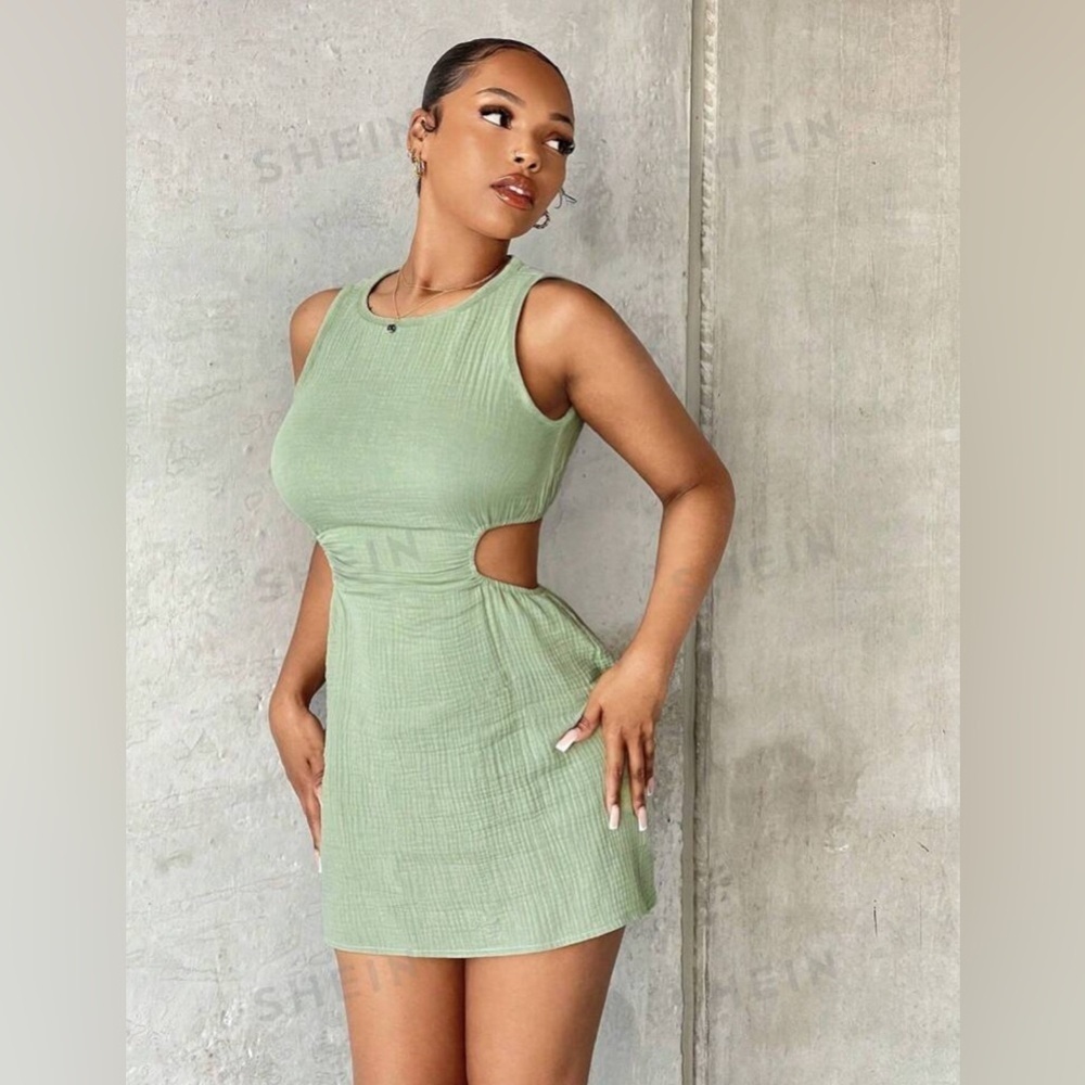 Cut Out Waist Mini dress- Large